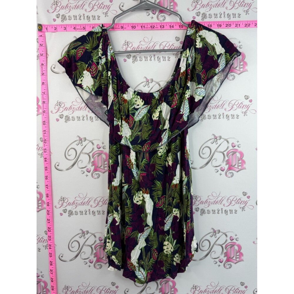 Kismet shirt off shoulder tropical leafs Plum Tropical Leaf Flutter-Sleeve